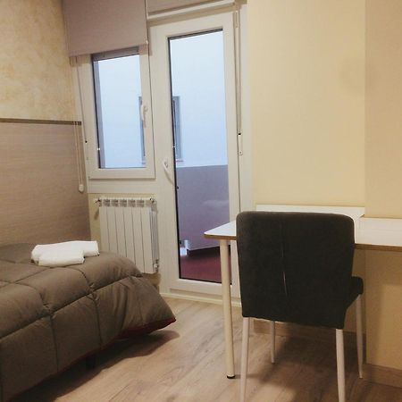 فندق Hostal Oregar سانتياغو دي كومبوستيلا المظهر الخارجي الصورة